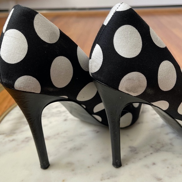 Charles David Polka Dot Pumps - Picture 3 of 3